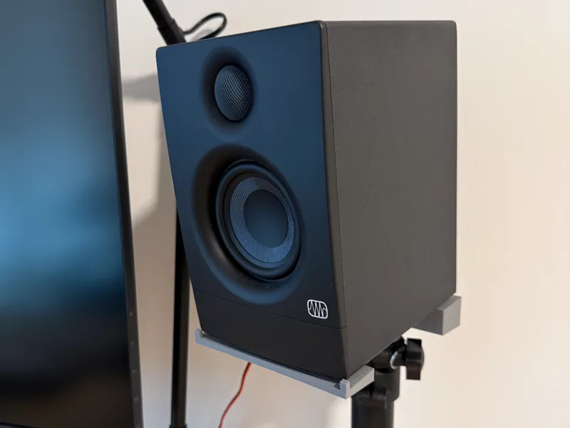 Presonus eris 3.5 monitoring speakers stand plate