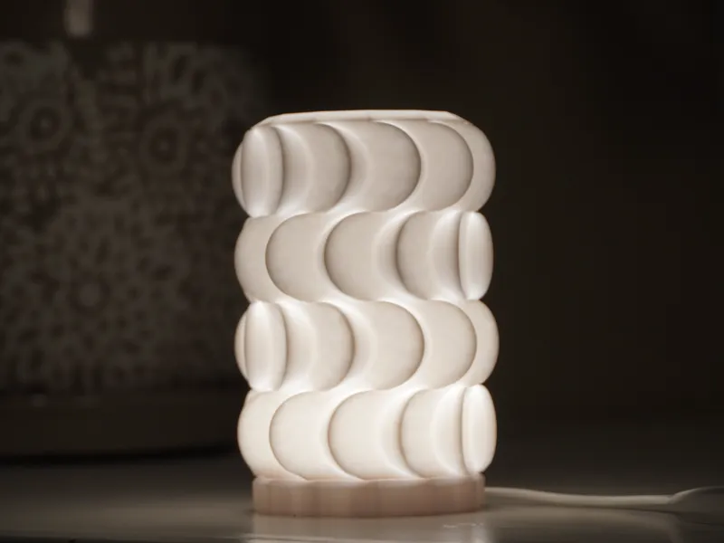 Waved Lamp