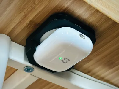 Hidden Dock for AirPods Pro 3 - Vertical