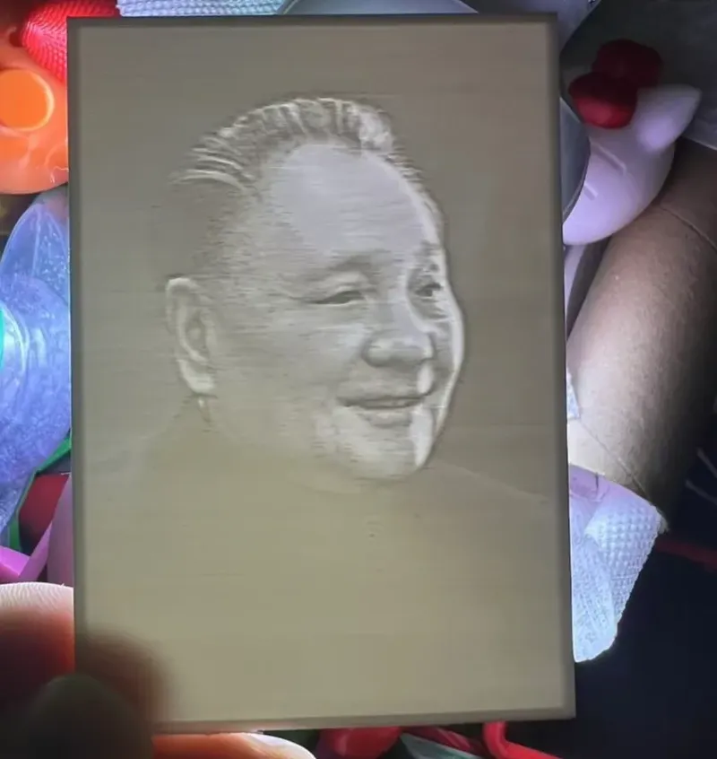 (单色浮雕画)每日一位历史名人邓小平理论的主要创立者——邓小平(中国)