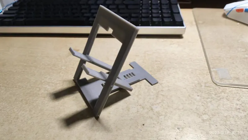 多角度超薄折叠支架 Ultra thin folding bracket
