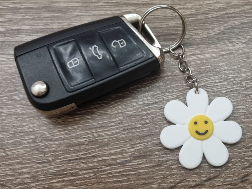Flower Daisy Keychain