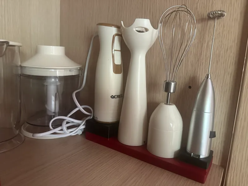 Supporto per accessori frullatore ad immersione 