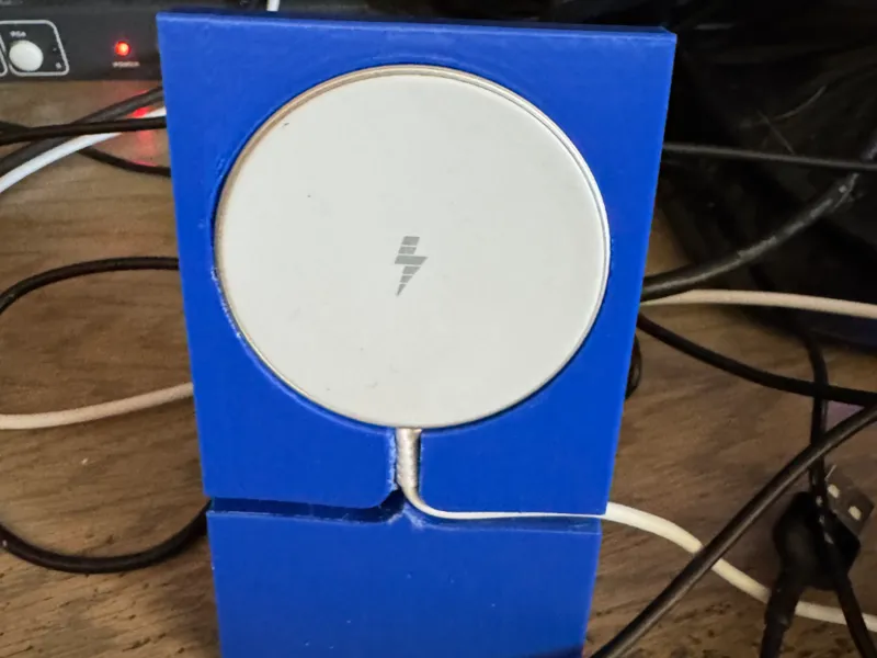 Desktop Magsafe Charger Holder