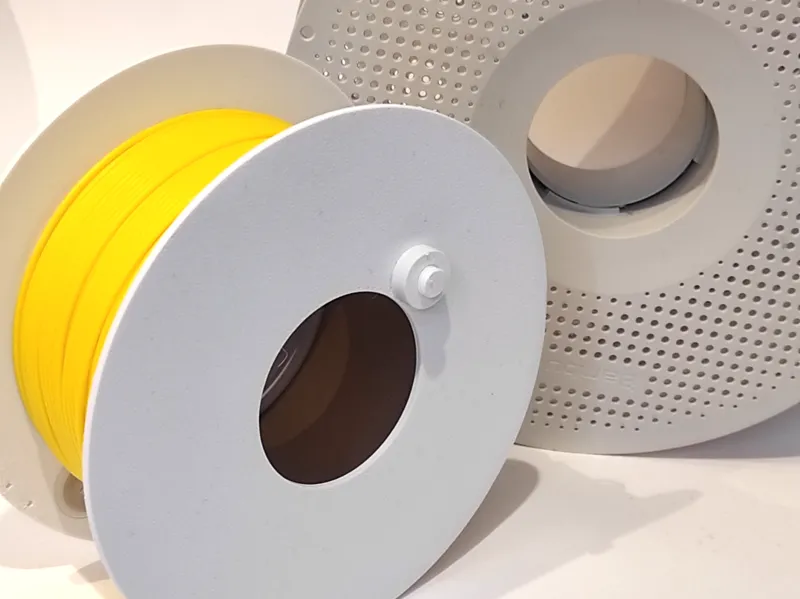 Bobina di plastica di backup 