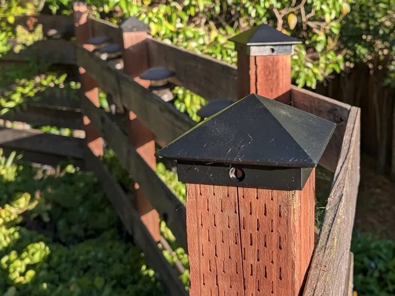 4 inch (10 cm) fence post cap