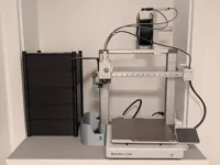 Stapelbares Filament-Regal mit Tür