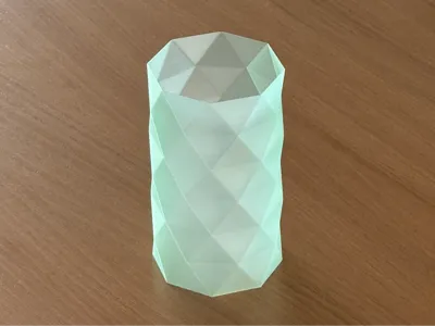 Twisted Octagon Vase/Light/Thing