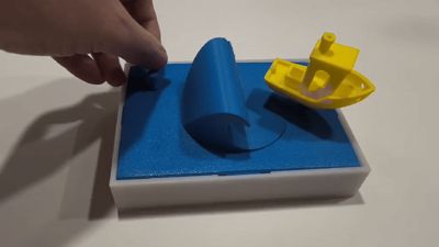 Bobbin' Benchy