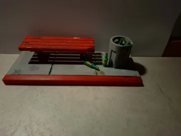 Tapa o cubierta: fingerboard bus stop bench obstacle — vista de referencia 3