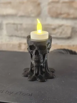 Accesorio de iluminación decorativa: Melting Skull Candle Holder — vista de referencia 3