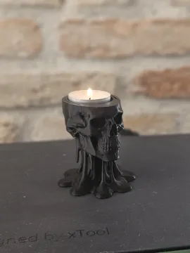 Accesorio de iluminación decorativa: Melting Skull Candle Holder — vista de referencia 5