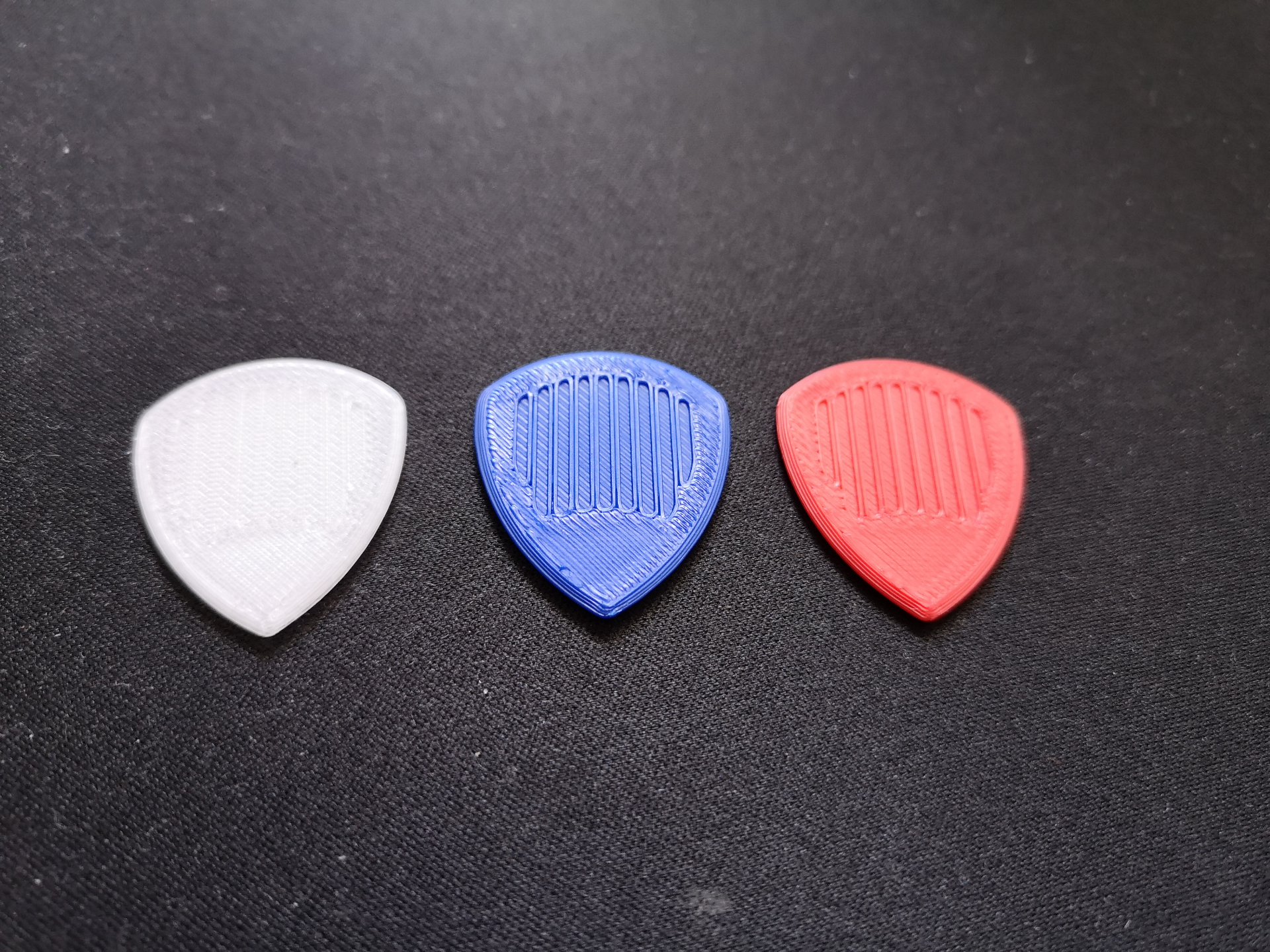 2mm guitar pick