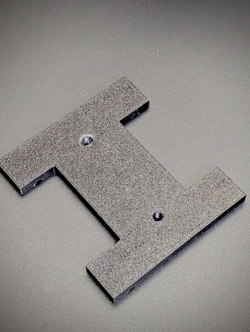 Hanging Network Rack Mounting Bracket for Wireframe Shelf