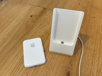 Apple Magsafe Battery Pack Ladestation