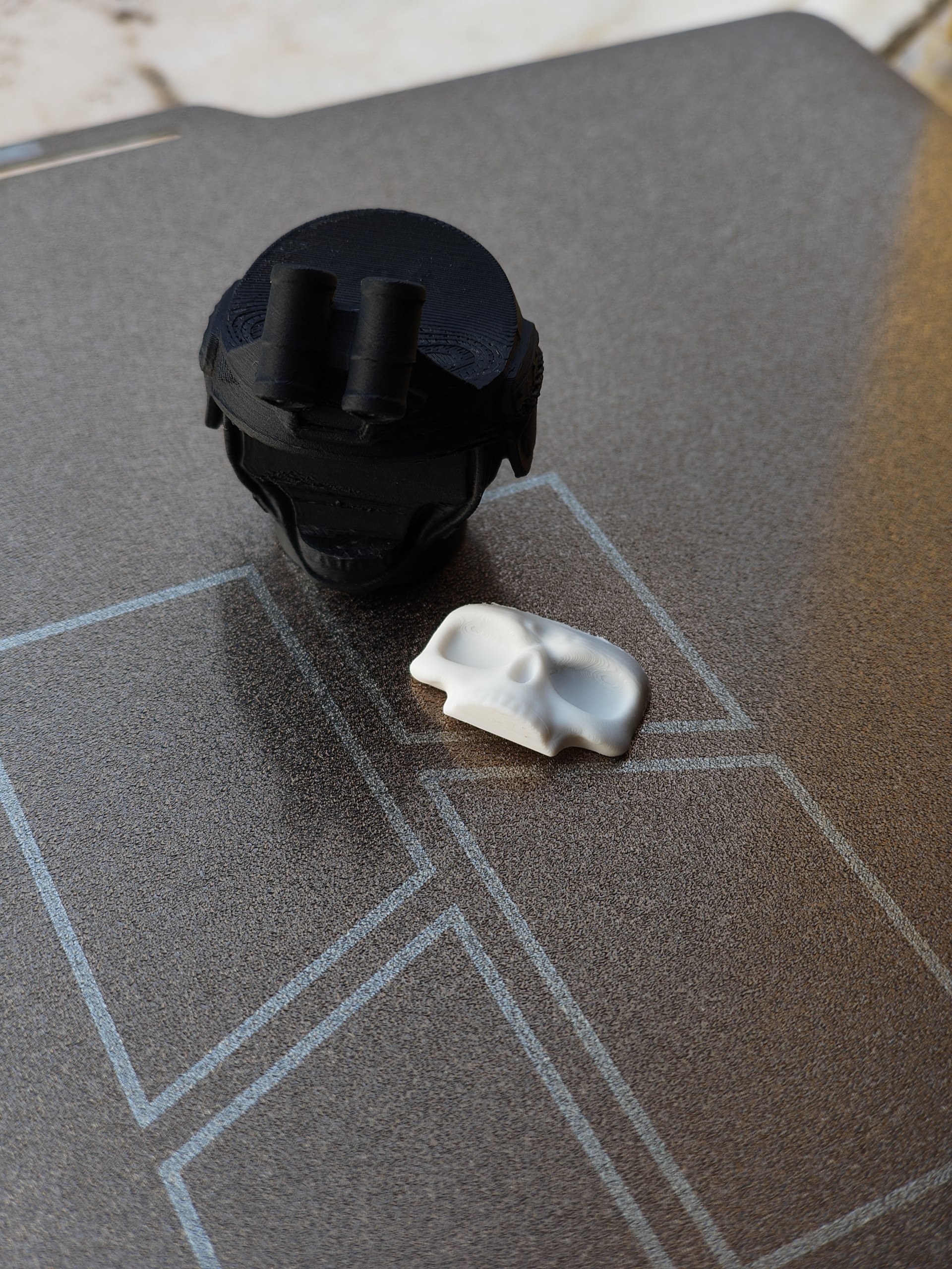 Thumbnail 2 of 3D model PS5-Controllerstand (Dualsense) Ghost  COD MW2