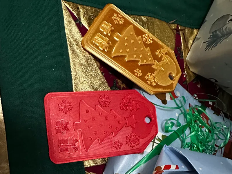 Gift tags (customizable)