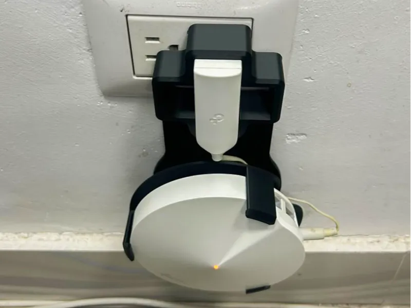 TP-Link Deco M5 Outlet Wall Mount -Cable Organizer