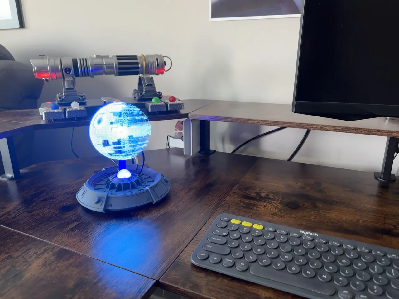 Holoprojector Prop view 4