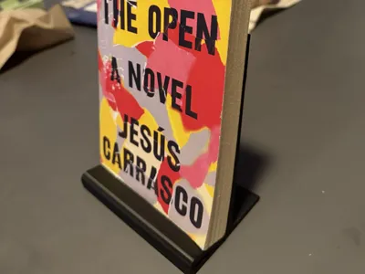 Parametric Book Display Stand Simple