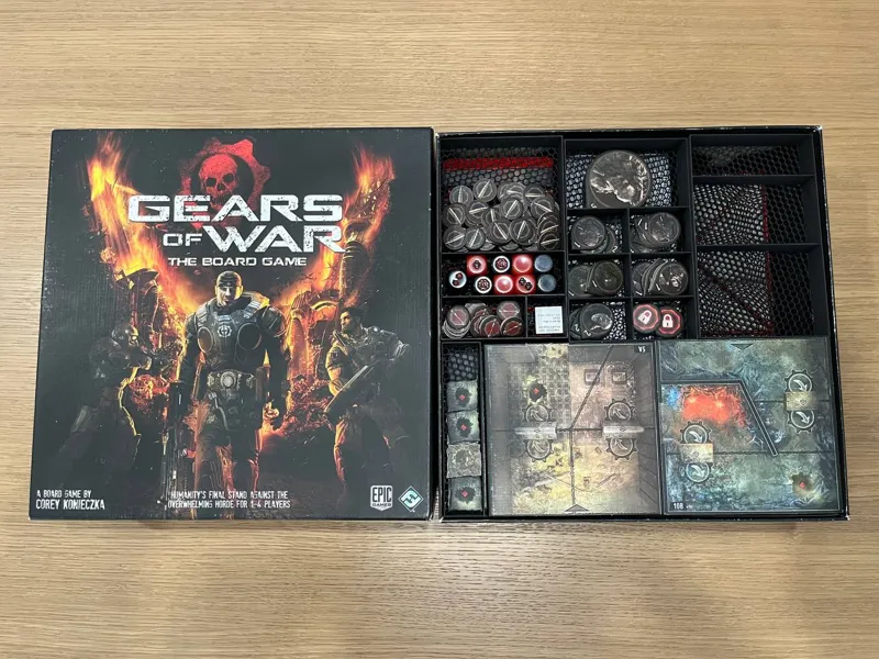 Gears of war board game insert / organizer