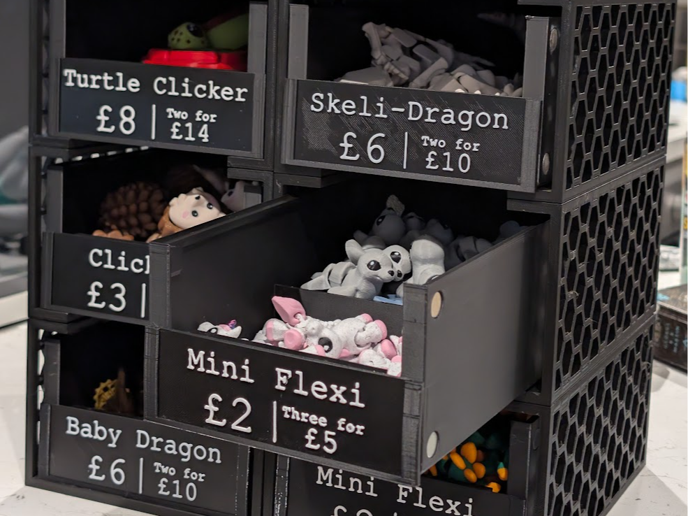 Shelving for 'Complete Retail Display System'