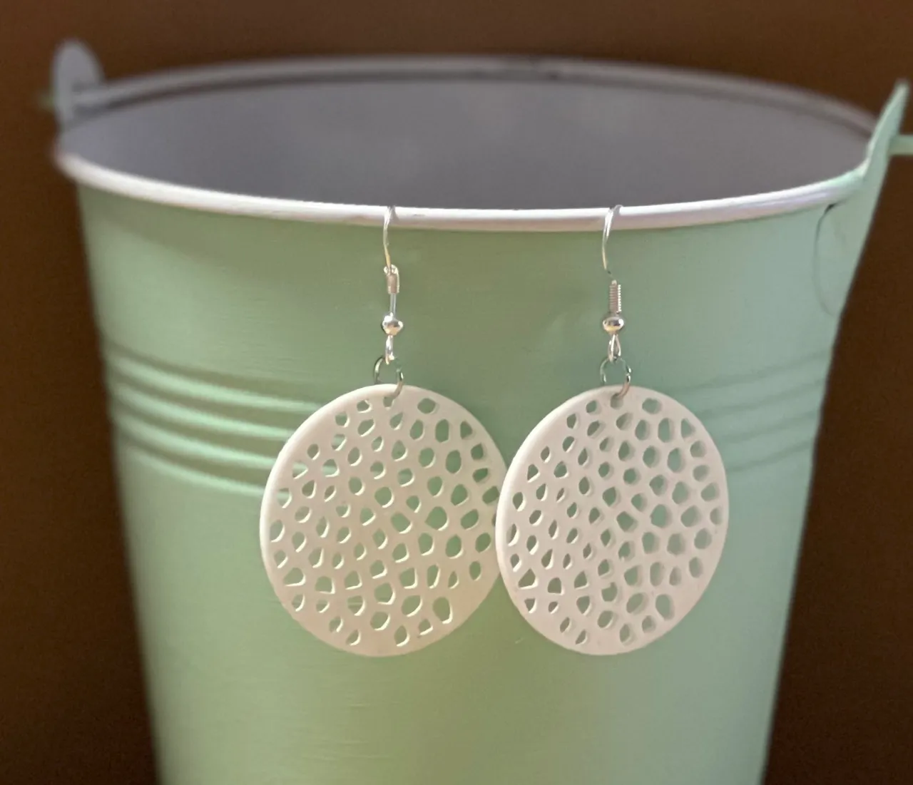 Voronoi earrings view 2