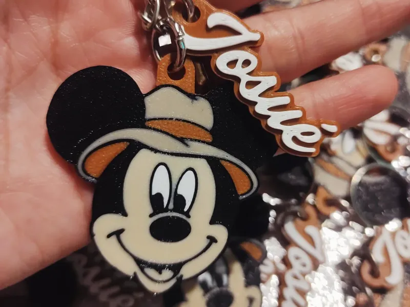 LLAVERO MICKEY SAFARI