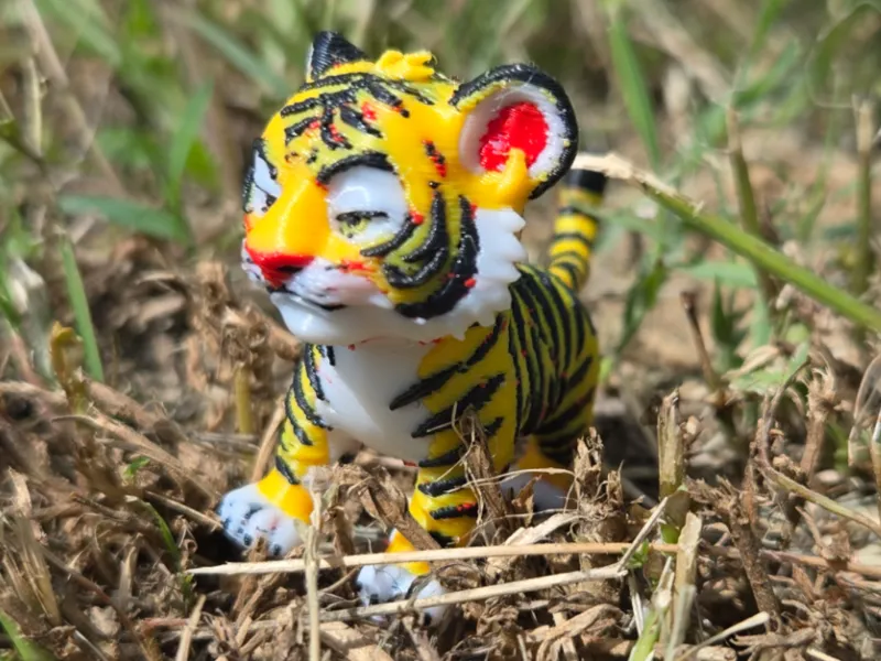 Cute Cartoon Tiger – Mini Baby Tiger Desk Buddy