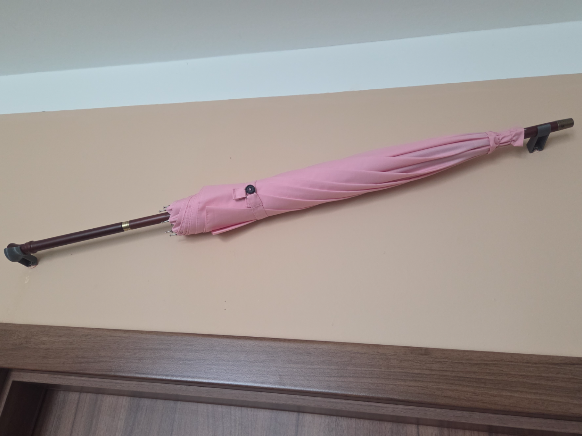 Hagrid's Umbrella Wand Display Stand / Wall Mount