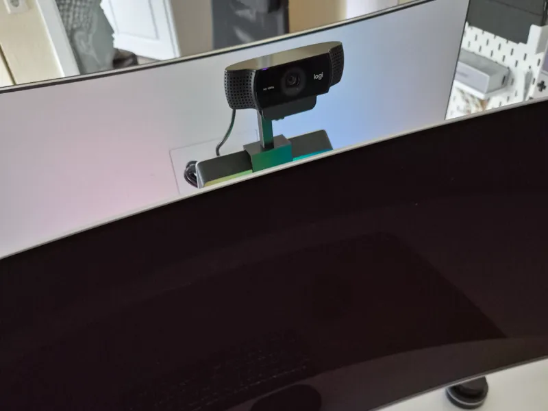 Samsung Odyssey OLED G8 Unihalter mit 1/4 Zoll