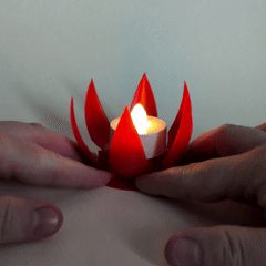 Iris LED tealight holder