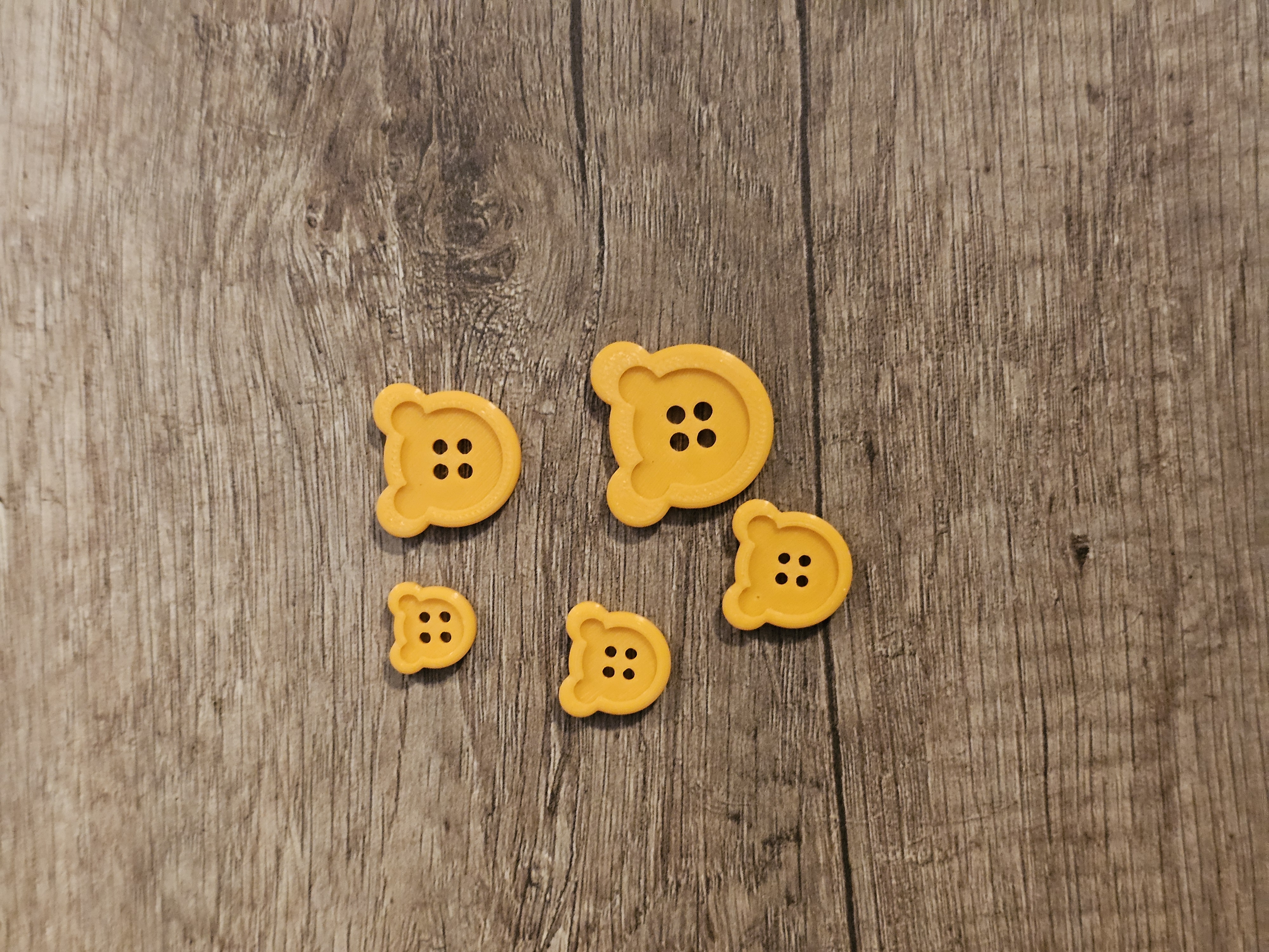 Miniatura 5 do modelo 3D Bear shaped buttons