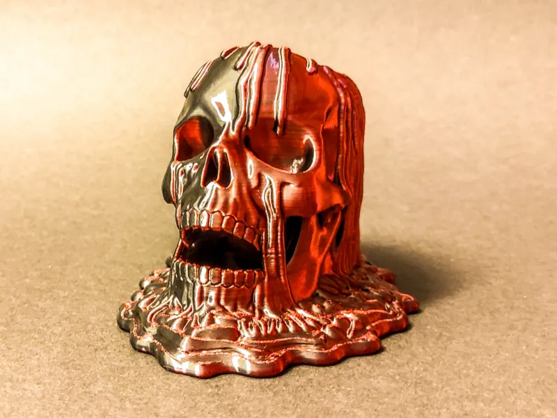 Melted skull candle 2