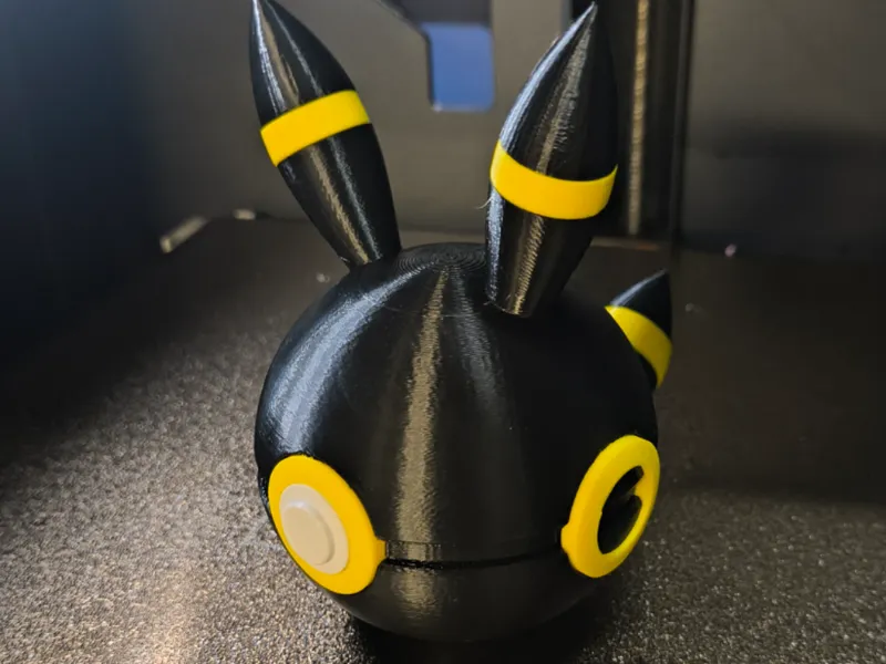 #0197 - Umbreon inspired Pokeball