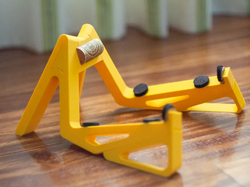 Guitar stand