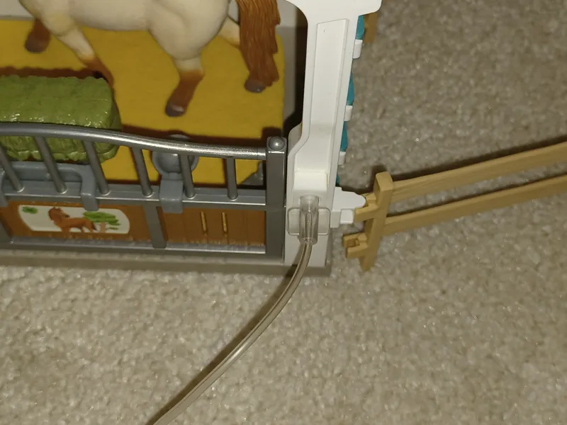 Luer Lock Water Hose Connector for Schleich Stable