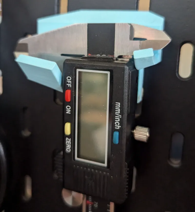 Skadis Caliper Holder  (M3 T-Nut)
