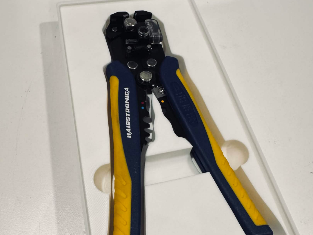 Wire Stripper holder Gridfinity 