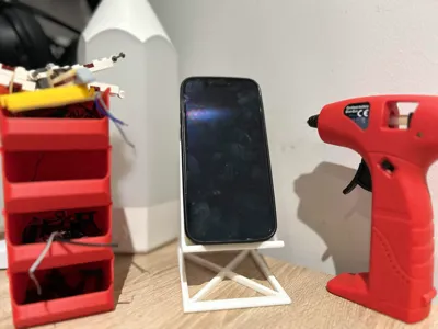 Triangle frame phone stand (two sizes)