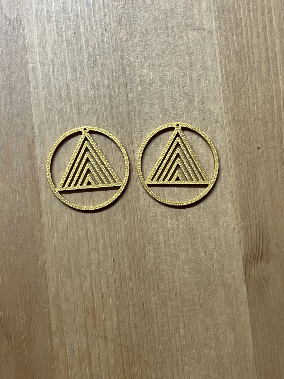 earrings view 2