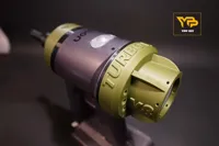 dyson V8