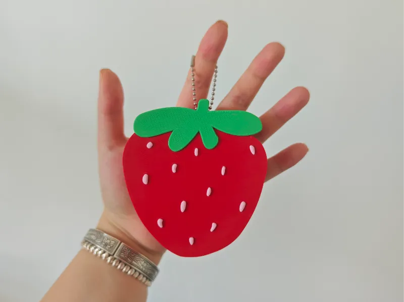 螺纹草莓耳机收纳盒钥匙扣