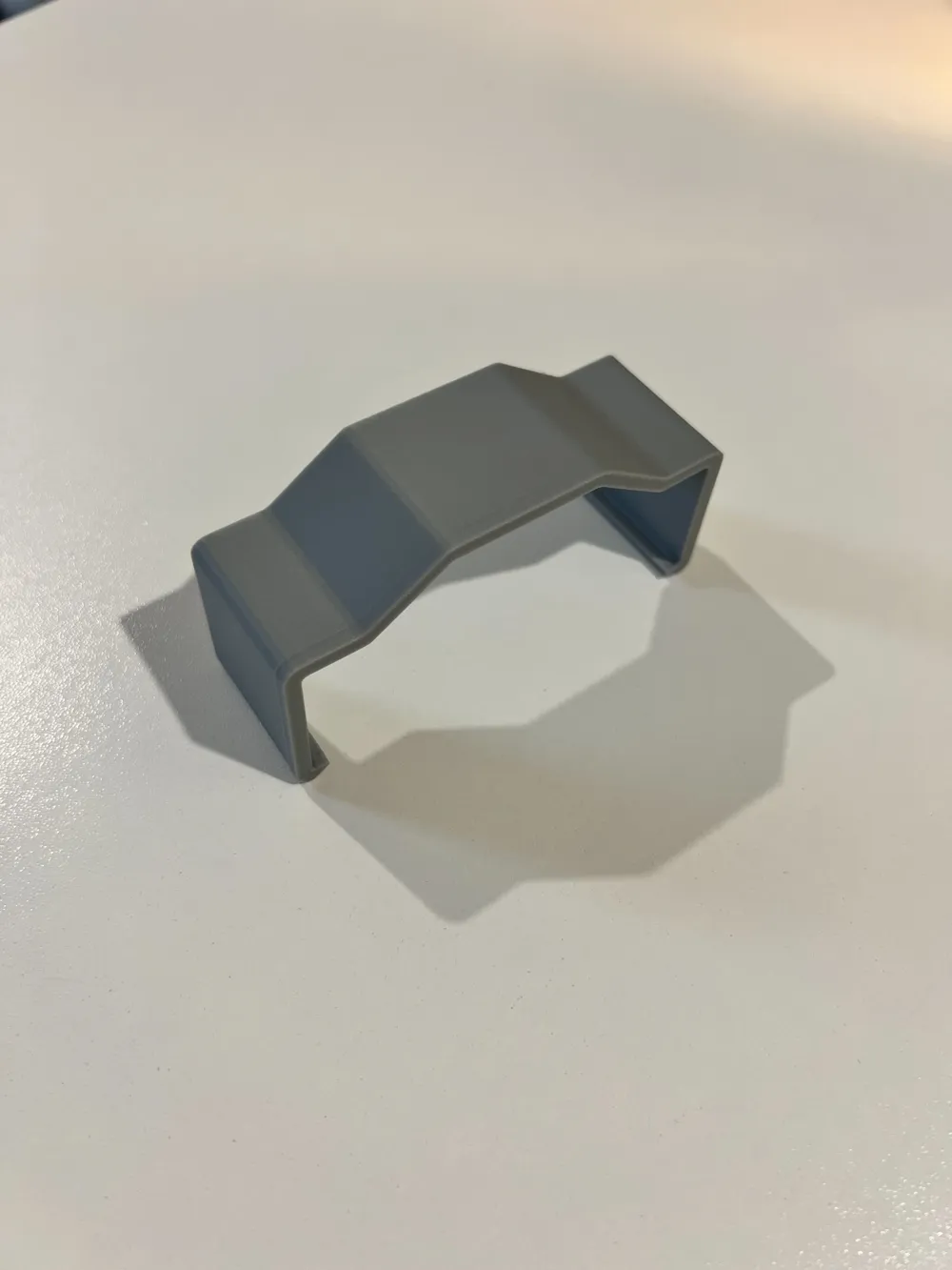 quick-swap-battery-clip-for-dyson-v8-v7-free-3d-print-model