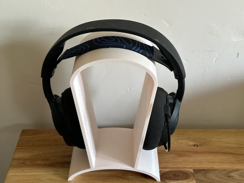 Modern Headphone Stand