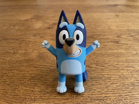 Figura decorativa: Bluey Figure — referencia de MakerWorld