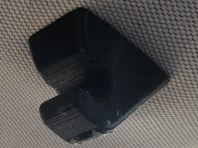 Chevrolet Impala visor clip