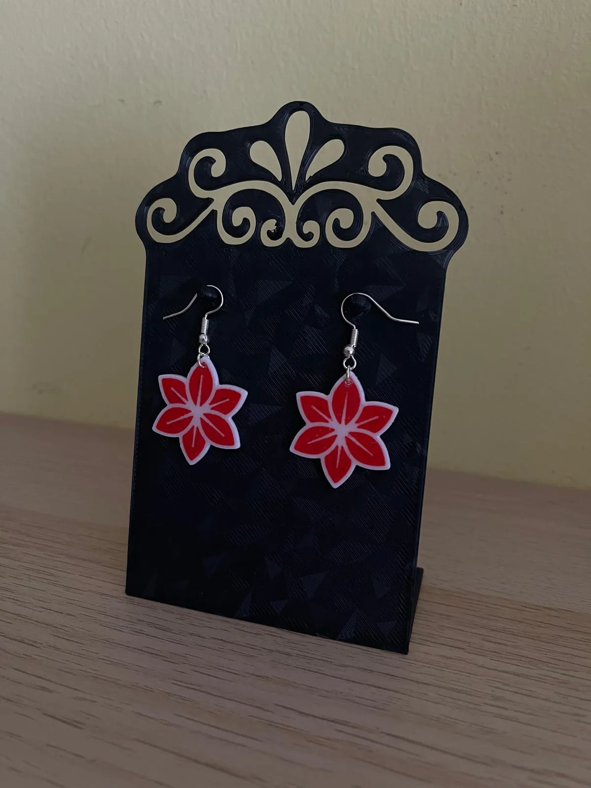 Pendiente 6 petalos view 3