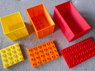 DUPLO compatible containers /wagons with lids
