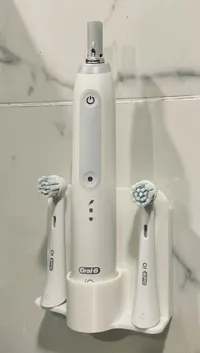 Brush heads on both sides